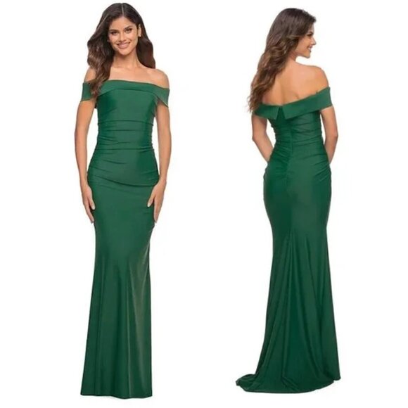 La Femme Dresses & Skirts - LA FEMME Off The Shoulder Elegant Long Evening Gown in Green Size US 0